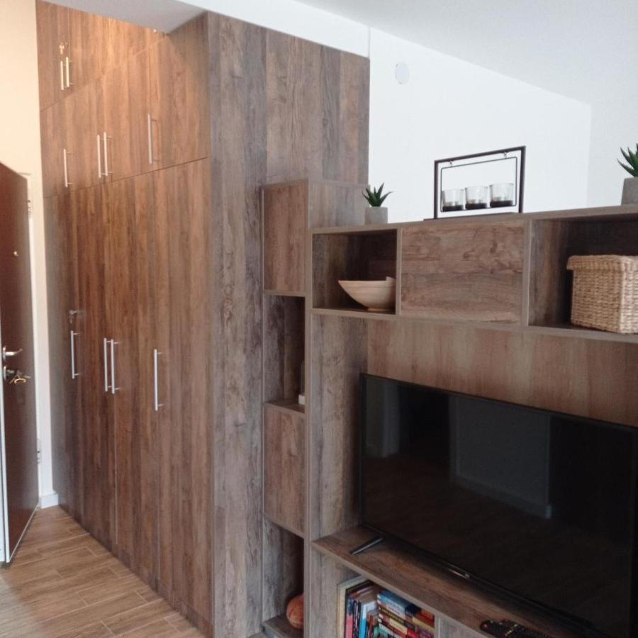 Laki Apartman Zaovine Luaran gambar