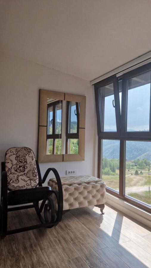 Laki Apartman Zaovine Luaran gambar