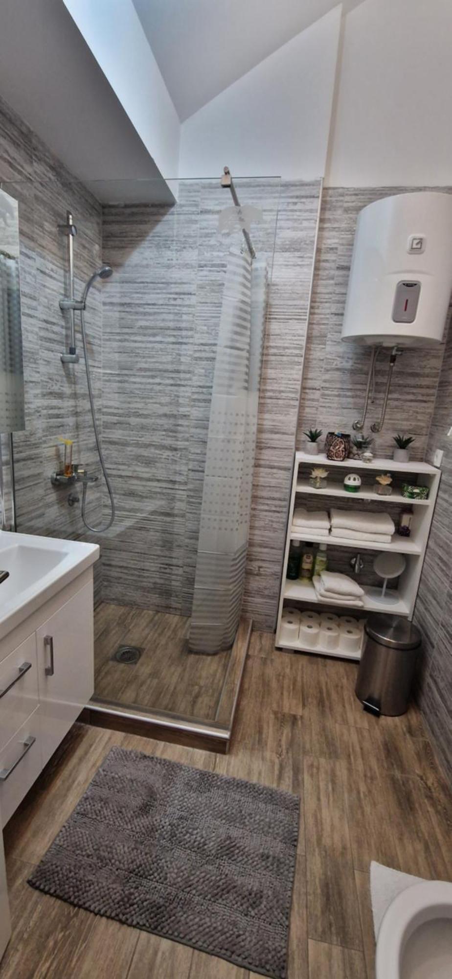Laki Apartman Zaovine Luaran gambar